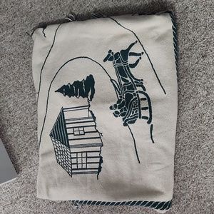 Reversible country Christmas blanket